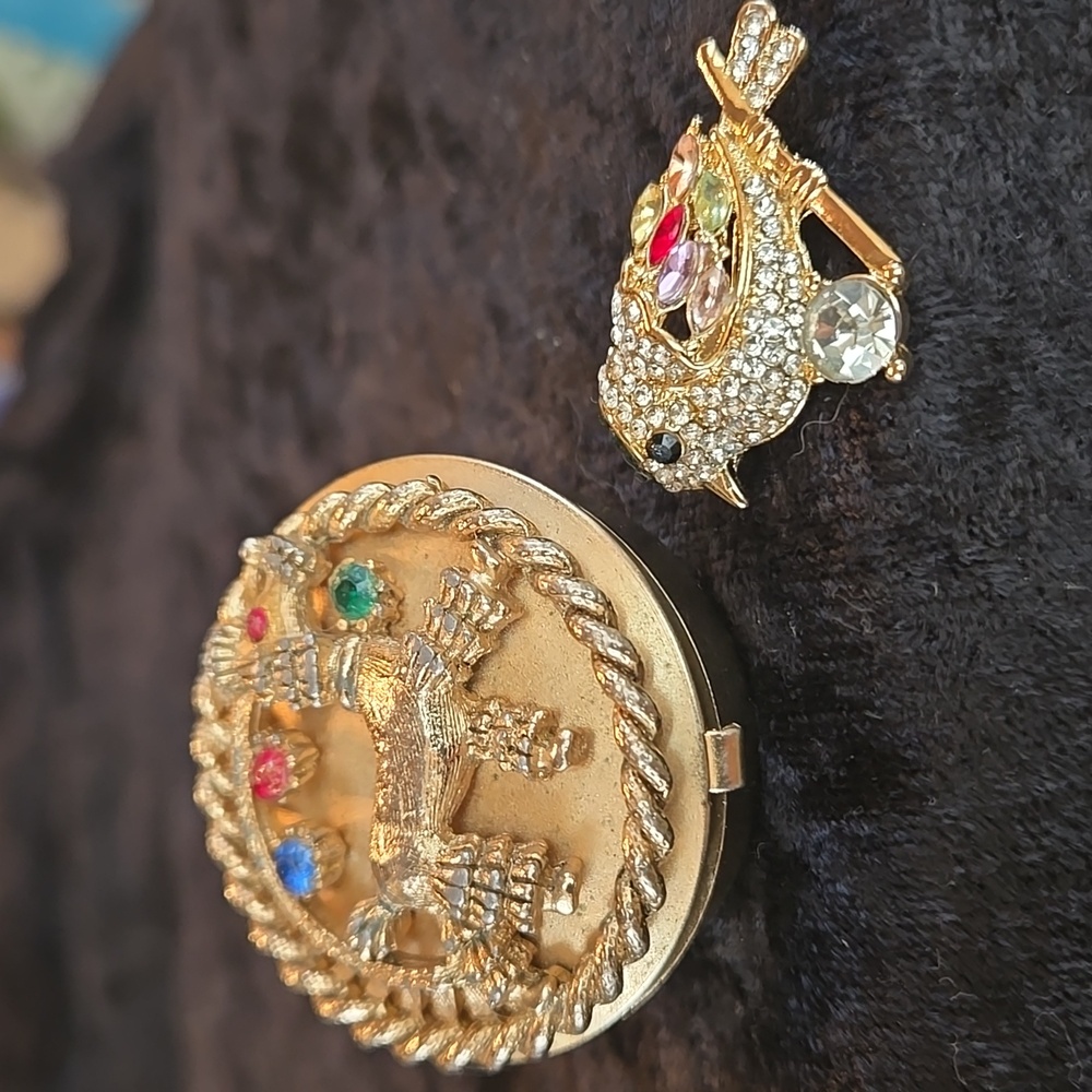 Vintage Rare, round midcentury gold tone Poodle Pillbox, rhinestones+ Birdy Pin